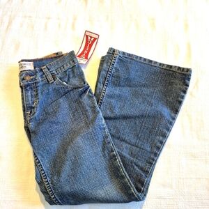Levi Strauss girls size 8 stretch, flare leg, low rise jeans, 2005 5 pocket, NWT